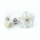 perlmutter blumen mit zirkonium